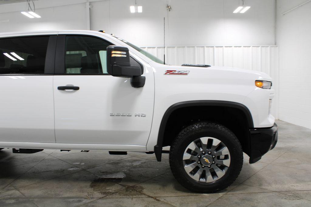 new 2025 Chevrolet Silverado 2500 car, priced at $64,138