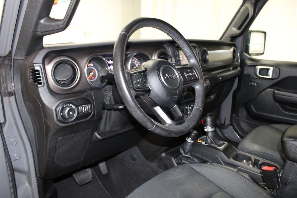 used 2020 Jeep Wrangler Unlimited car, priced at $27,000