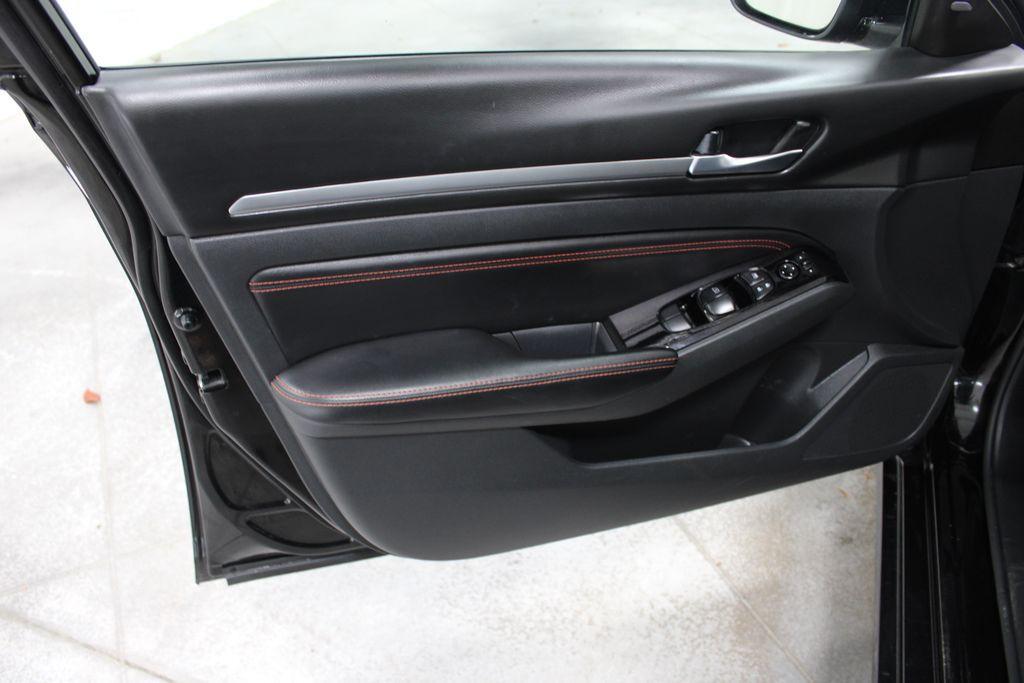 used 2023 Nissan Altima car, priced at $21,228