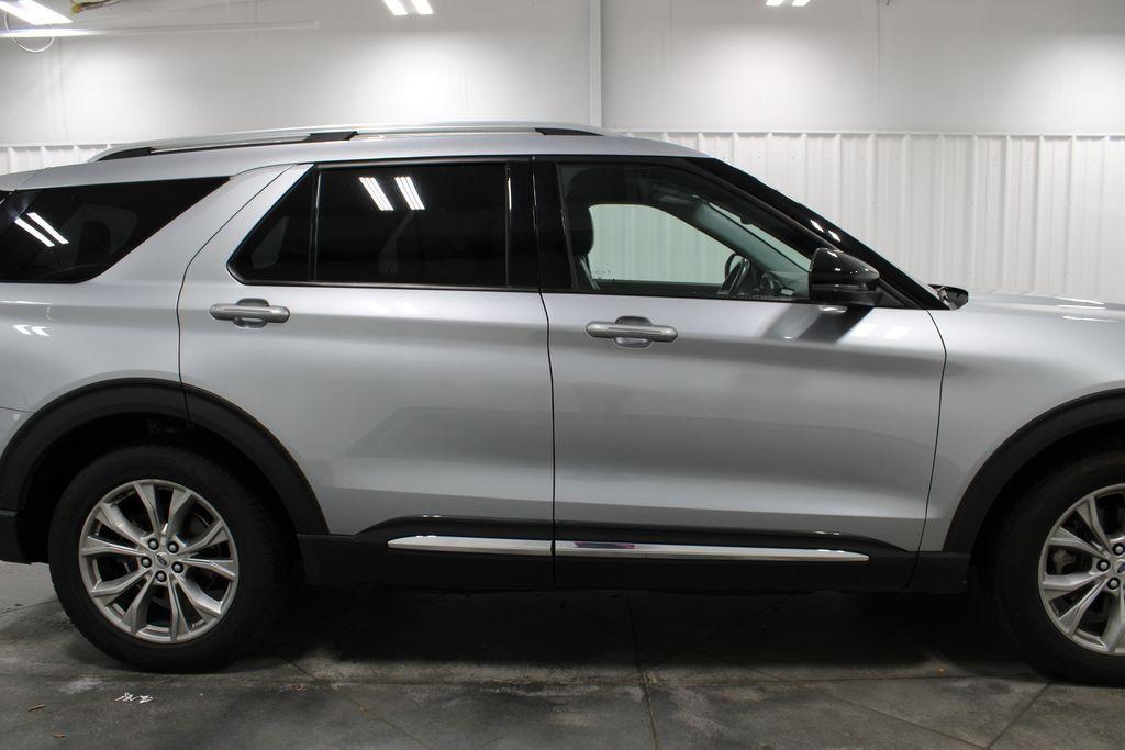 used 2022 Ford Explorer car, priced at $31,121