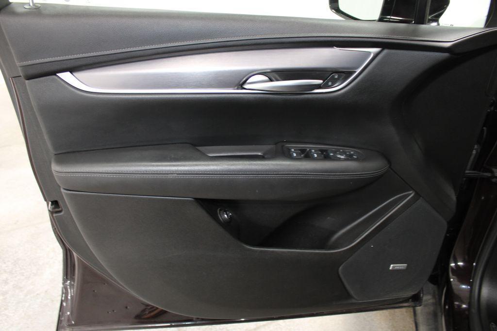 used 2021 Cadillac XT5 car, priced at $20,388