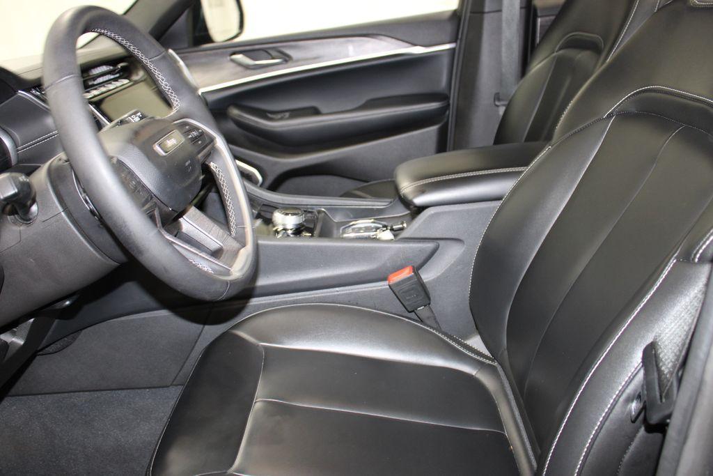 used 2024 Jeep Grand Cherokee 4xe car, priced at $37,168