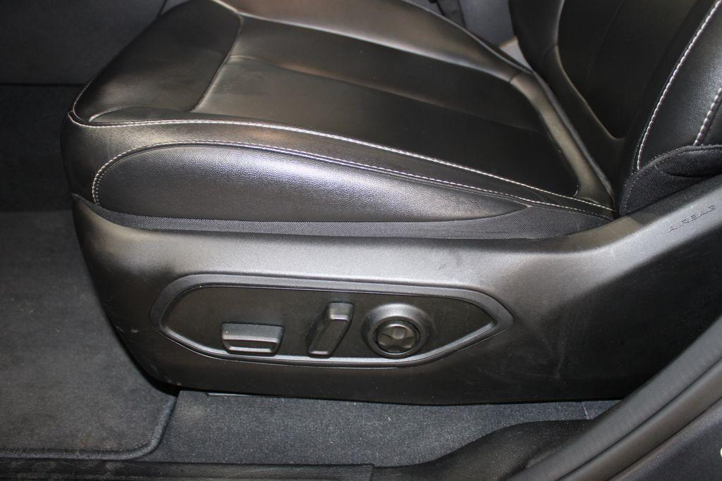 used 2024 Jeep Grand Cherokee 4xe car, priced at $37,168