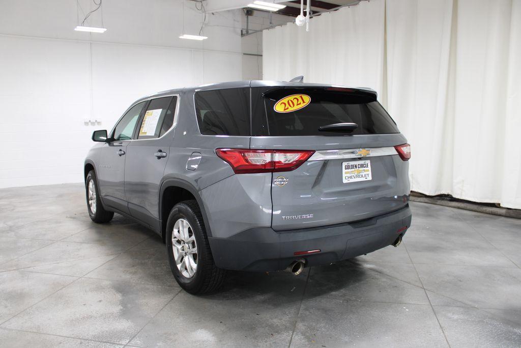 used 2021 Chevrolet Traverse car, priced at $20,168