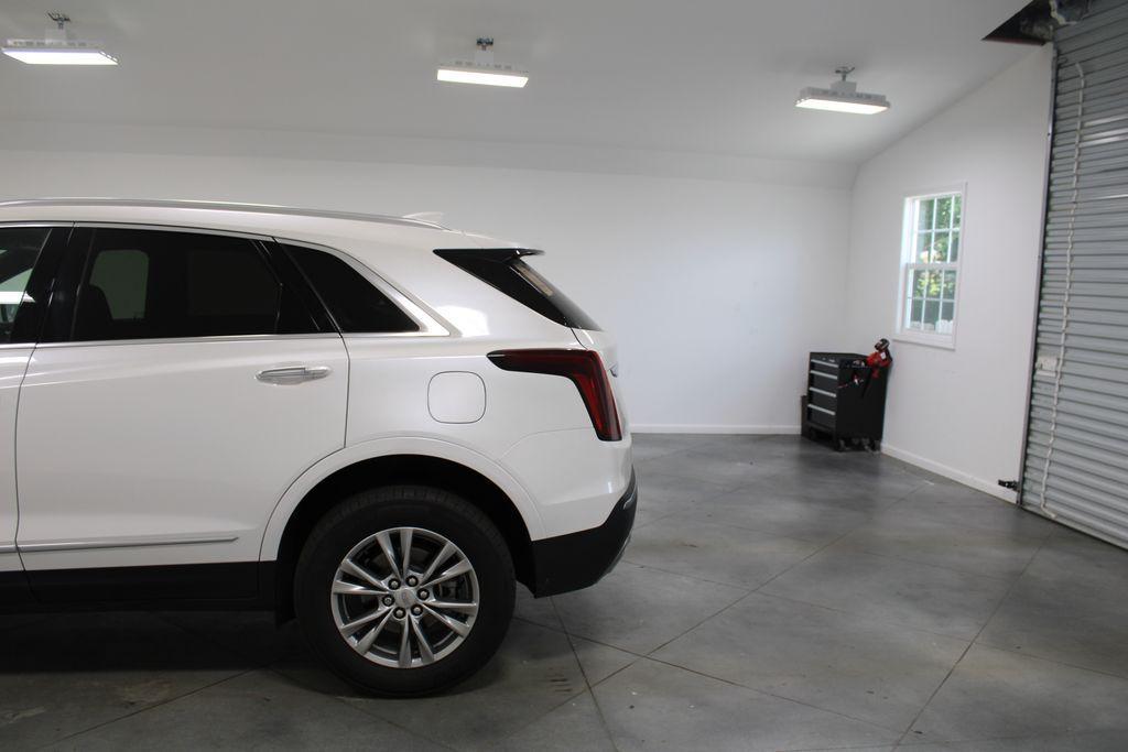 used 2022 Cadillac XT5 car, priced at $34,457