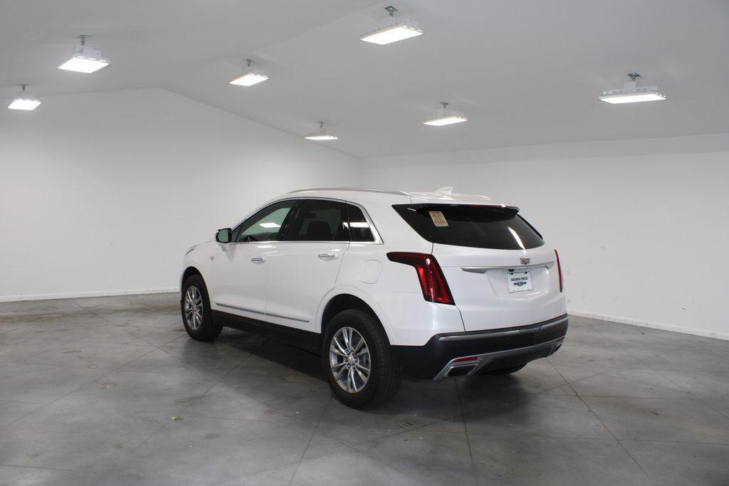 used 2022 Cadillac XT5 car, priced at $34,457