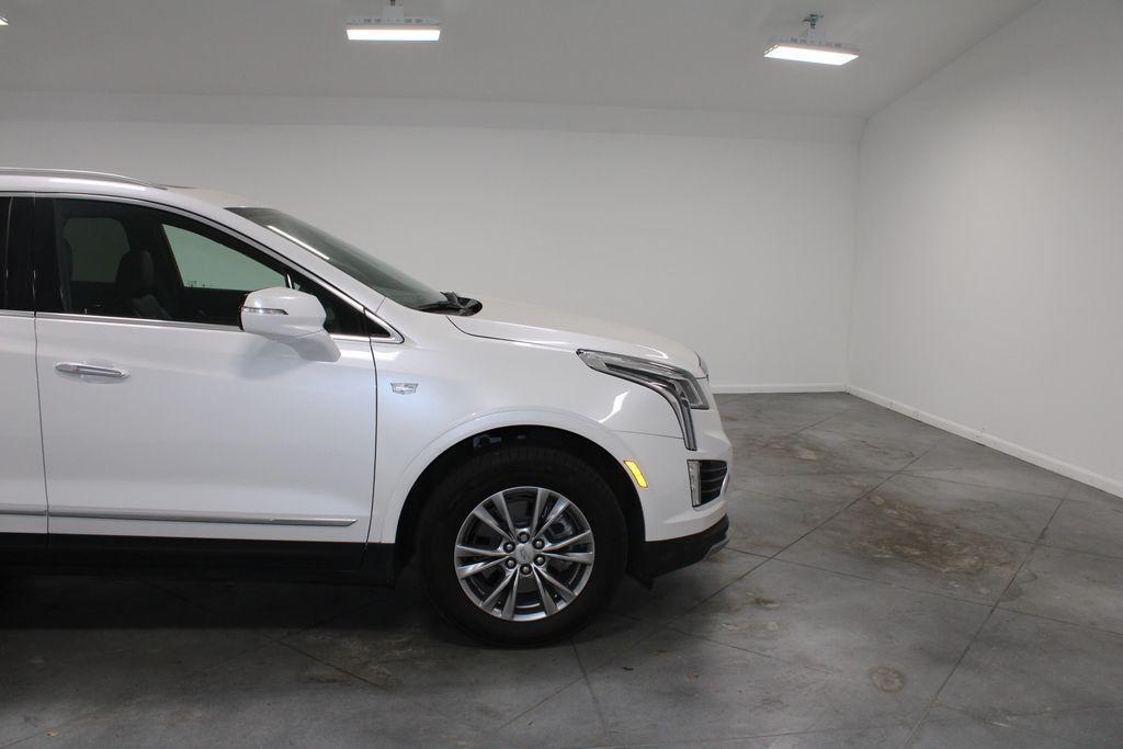 used 2022 Cadillac XT5 car, priced at $34,457