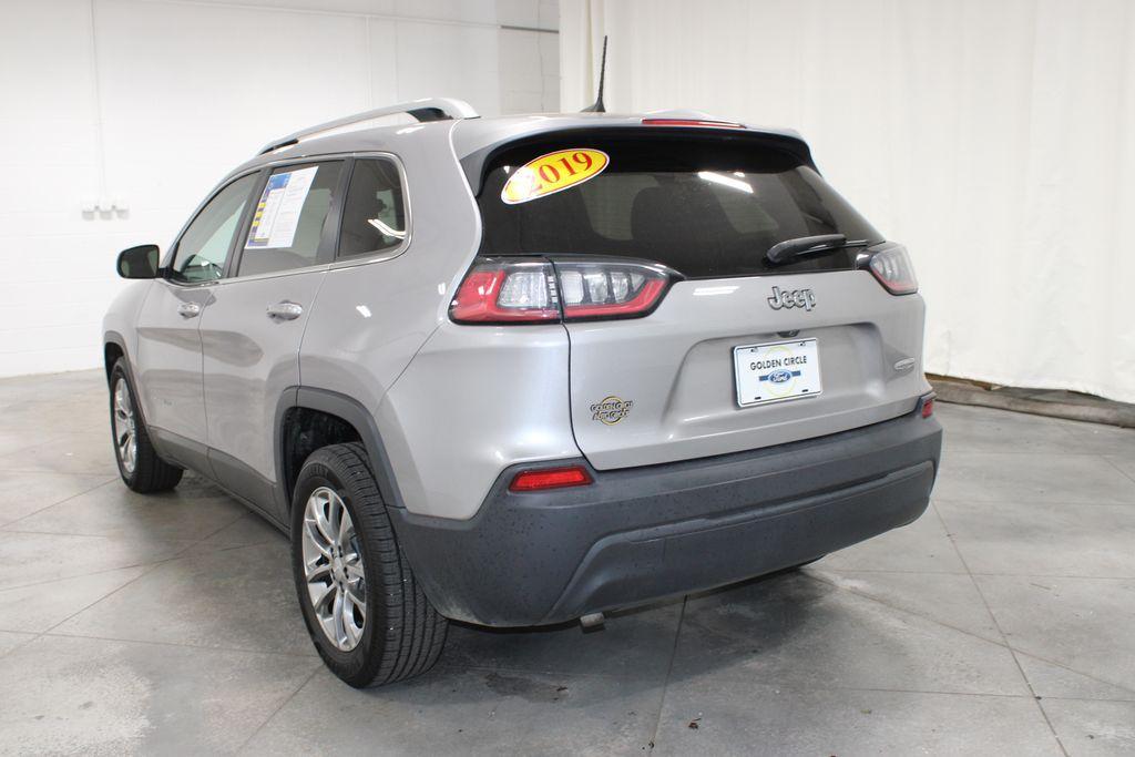 used 2019 Jeep Cherokee car, priced at $15,788