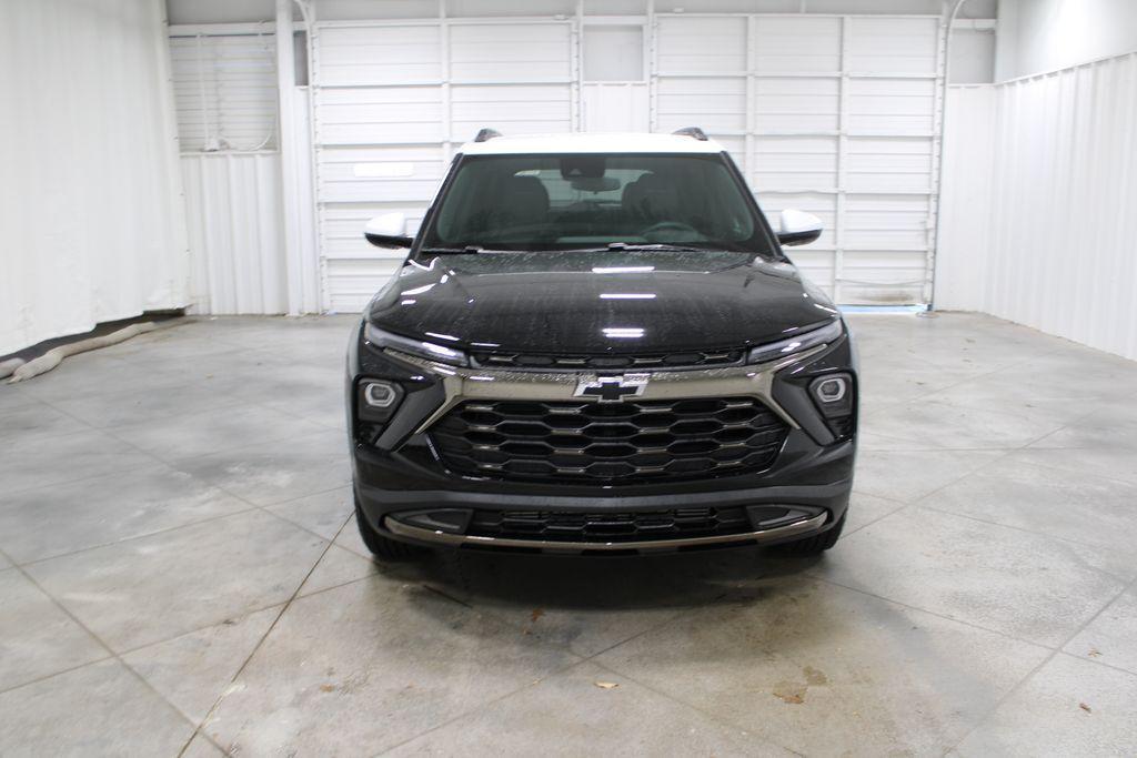 new 2025 Chevrolet TrailBlazer car, priced at $29,588