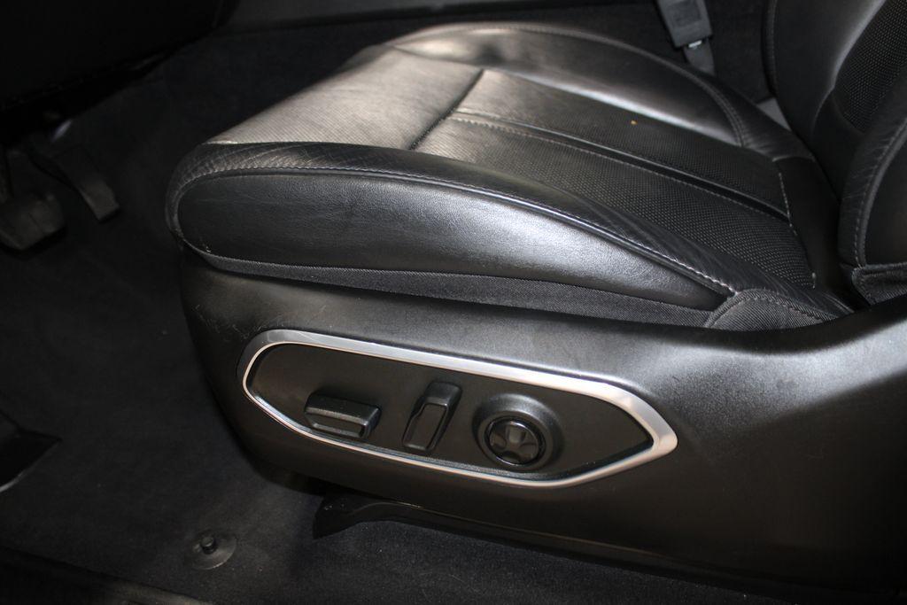 used 2023 Jeep Wagoneer L car, priced at $37,668