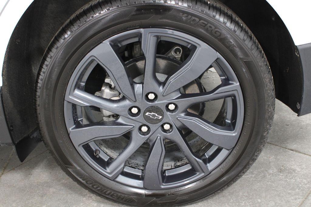used 2024 Chevrolet Equinox car, priced at $28,218