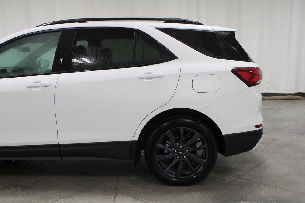 used 2024 Chevrolet Equinox car, priced at $28,218
