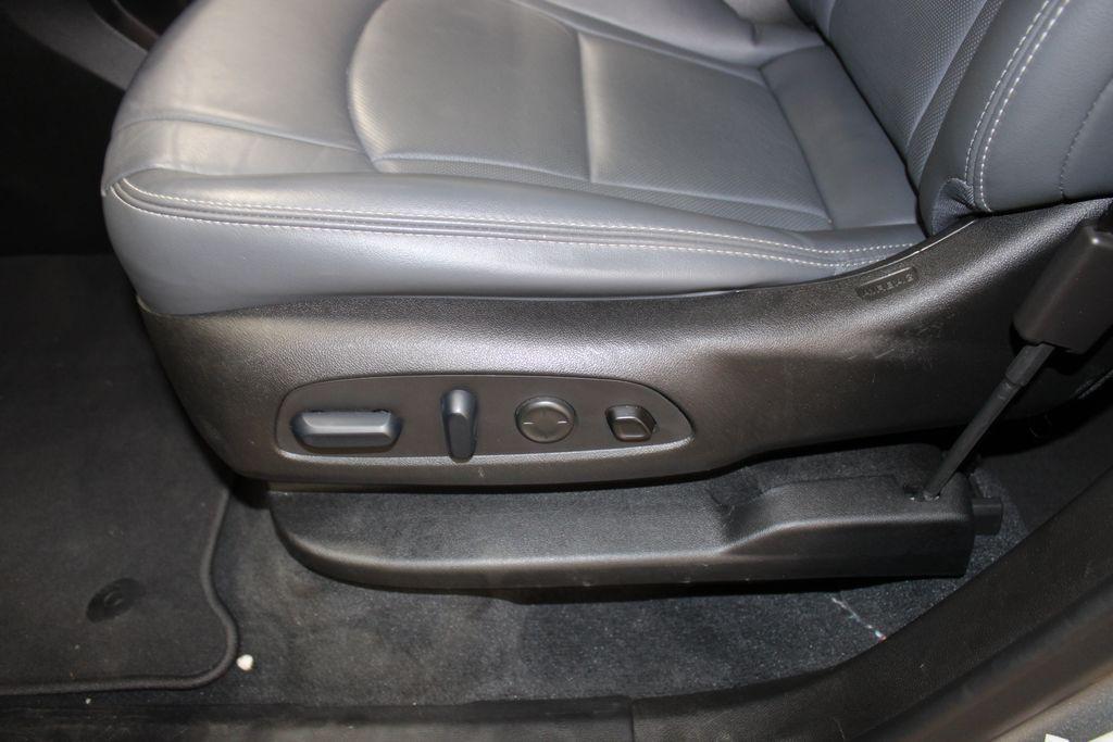 used 2024 Buick Enclave car, priced at $35,198