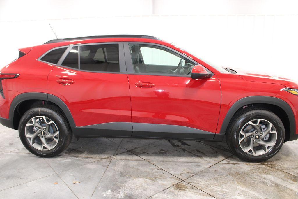 new 2026 Chevrolet Trax car, priced at $25,666