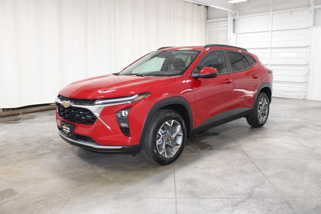 new 2026 Chevrolet Trax car, priced at $25,666