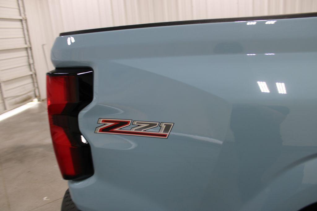 new 2025 Chevrolet Colorado car, priced at $49,827