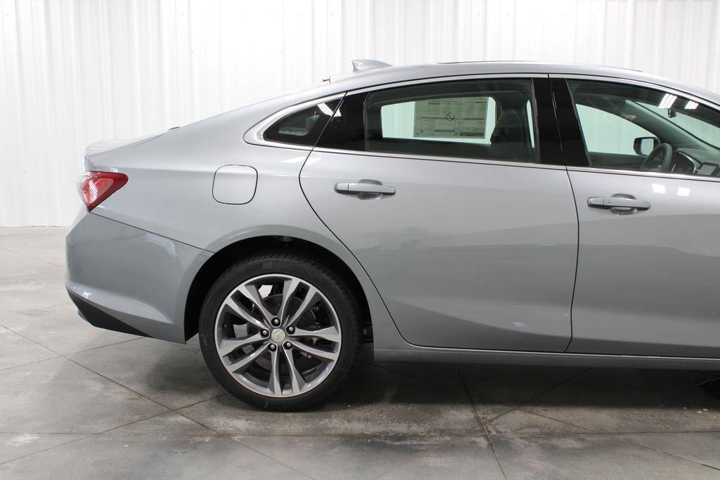 new 2025 Chevrolet Malibu car, priced at $32,638