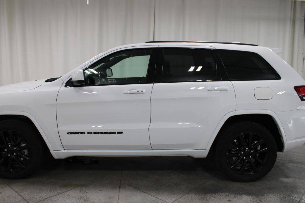 used 2022 Jeep Grand Cherokee WK car, priced at $23,000