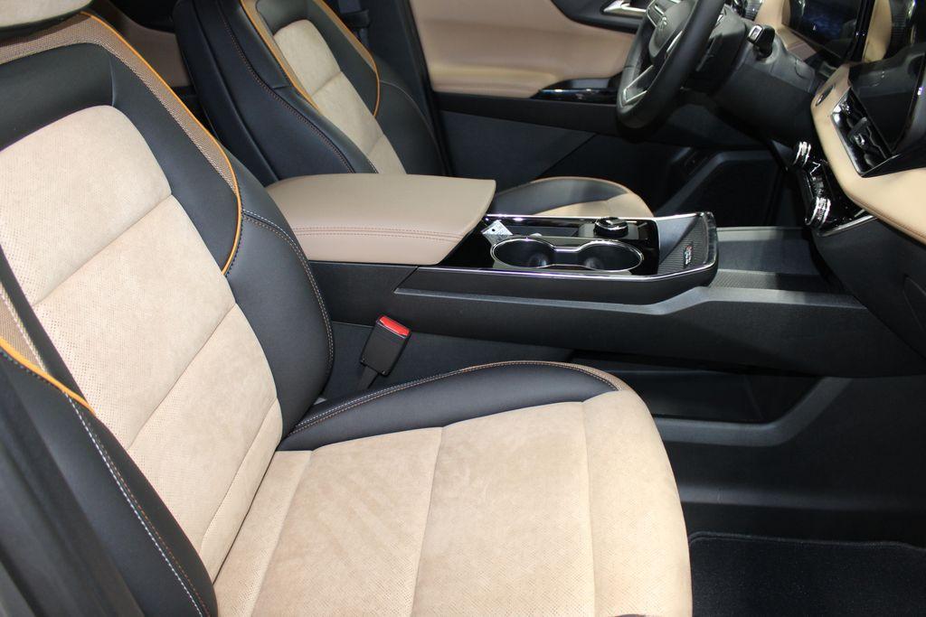 new 2026 Chevrolet Equinox car, priced at $34,323