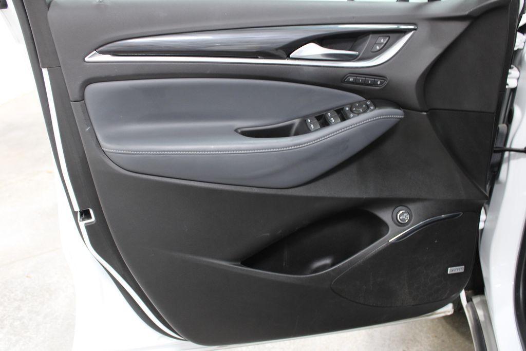 used 2024 Buick Enclave car, priced at $37,000