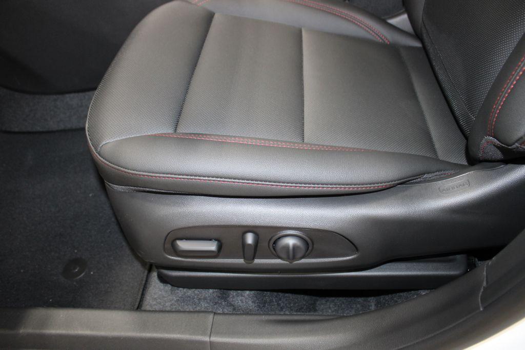 new 2025 Chevrolet Trax car, priced at $27,349