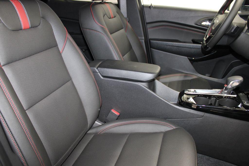 new 2025 Chevrolet Trax car, priced at $27,349