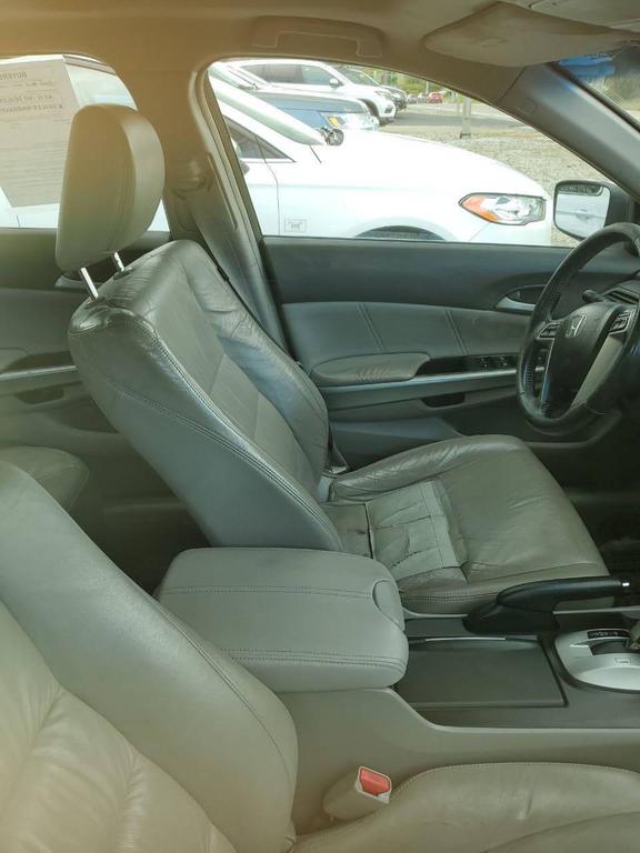 used 2009 Honda Accord car, priced at $6,300