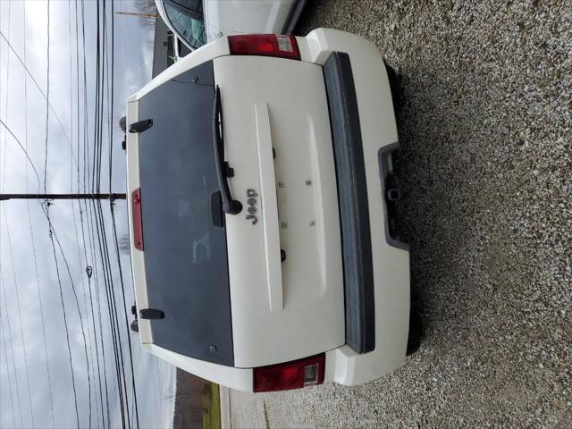 used 2010 Jeep Grand Cherokee car, priced at $6,300