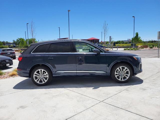 new 2025 Audi Q7 car, priced at $70,400