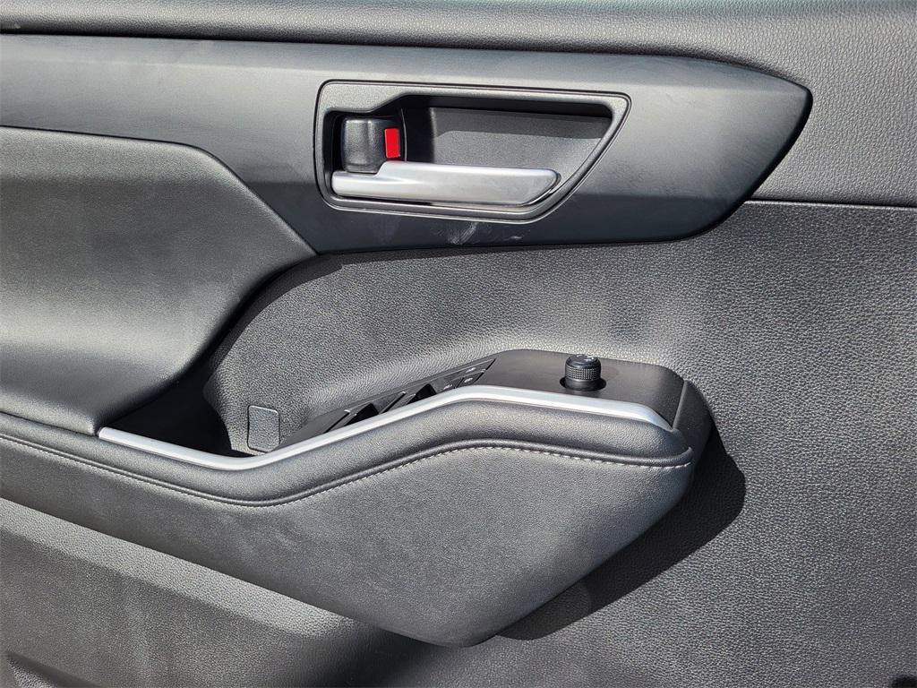 used 2024 Toyota Highlander car, priced at $38,701