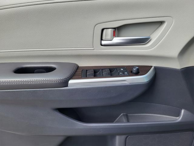 used 2023 Toyota Sienna car, priced at $40,499