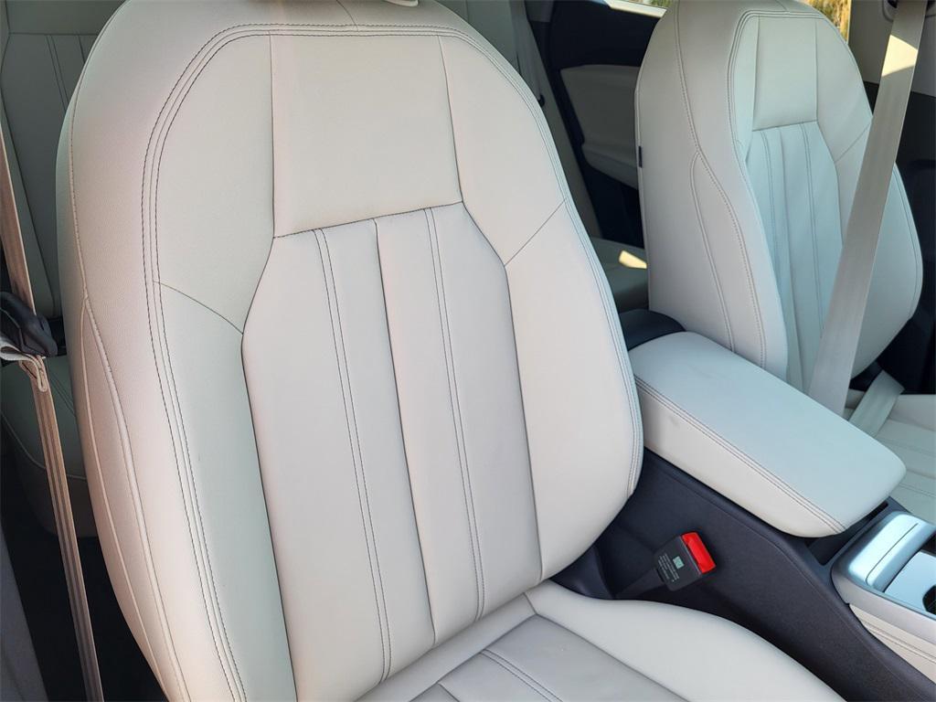 new 2025 Audi Q5 car, priced at $58,040