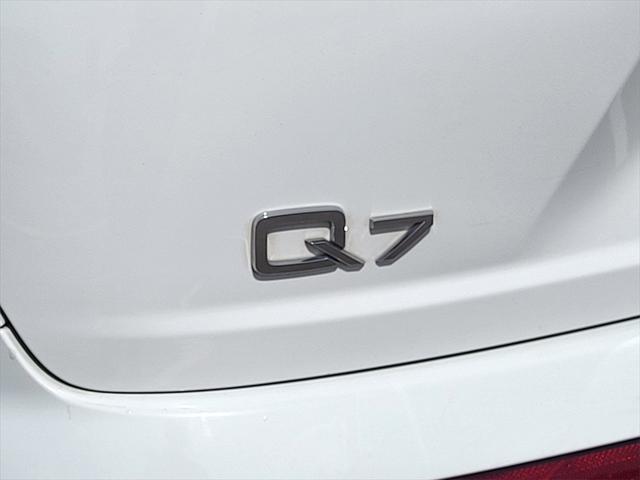 used 2017 Audi Q7 car, priced at $15,712