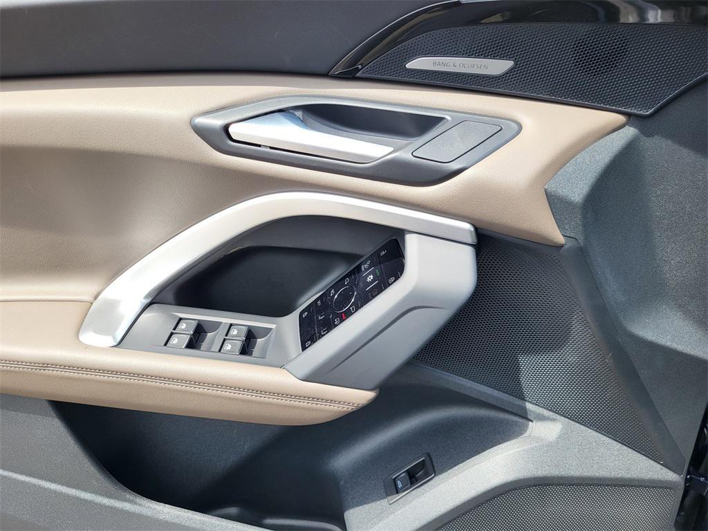 new 2025 Audi Q5 car, priced at $59,640