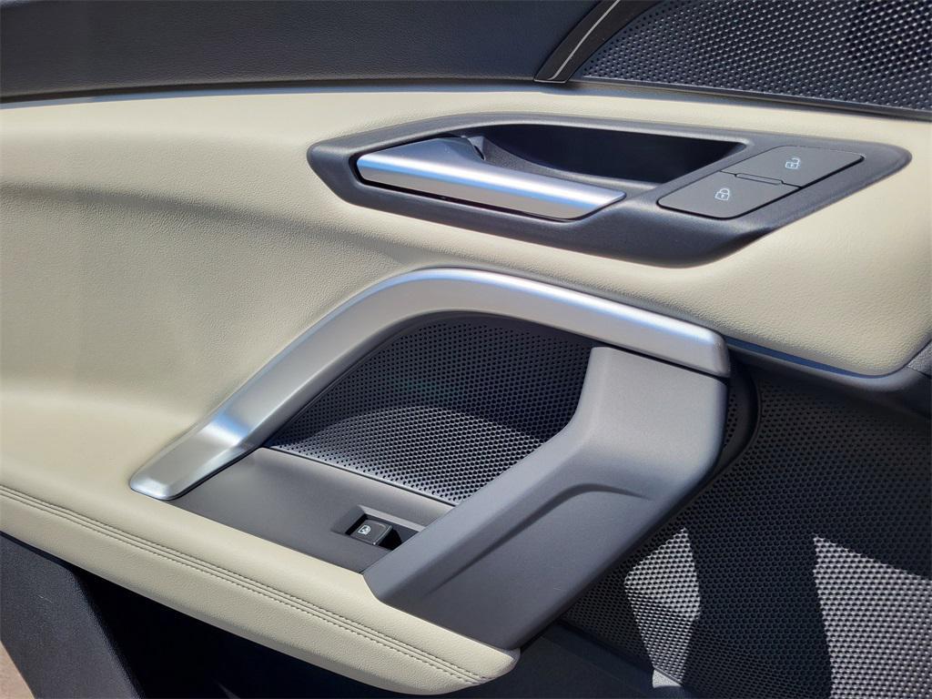 new 2025 Audi Q5 car, priced at $54,090