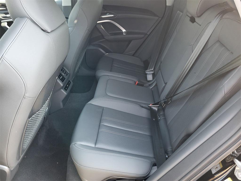 new 2025 Audi Q5 car, priced at $64,250