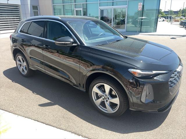 new 2025 Audi Q5 car, priced at $61,300