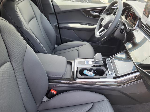 new 2025 Audi Q7 car, priced at $77,750