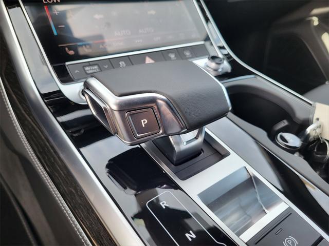 new 2025 Audi Q7 car, priced at $77,750