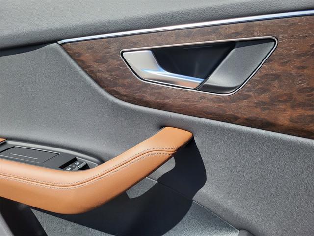 new 2025 Audi Q8 car, priced at $86,560