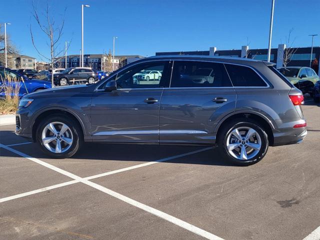 new 2025 Audi Q7 car, priced at $69,905