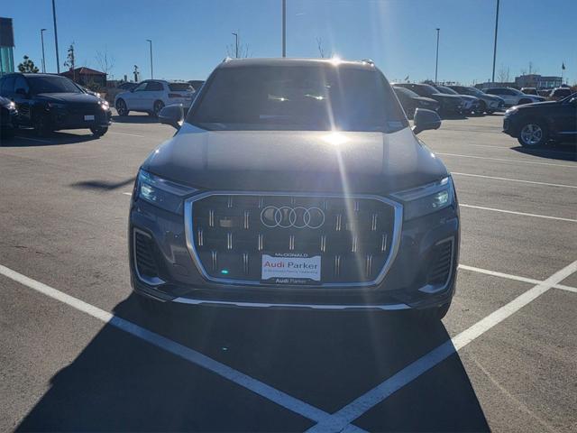 new 2025 Audi Q7 car, priced at $69,905