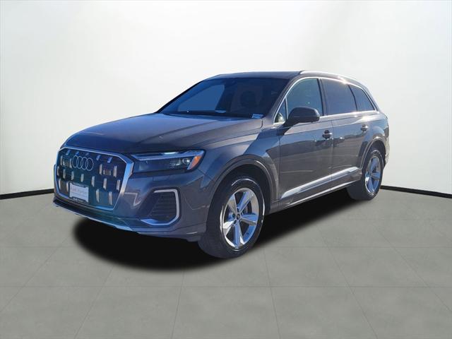 new 2025 Audi Q7 car, priced at $69,905