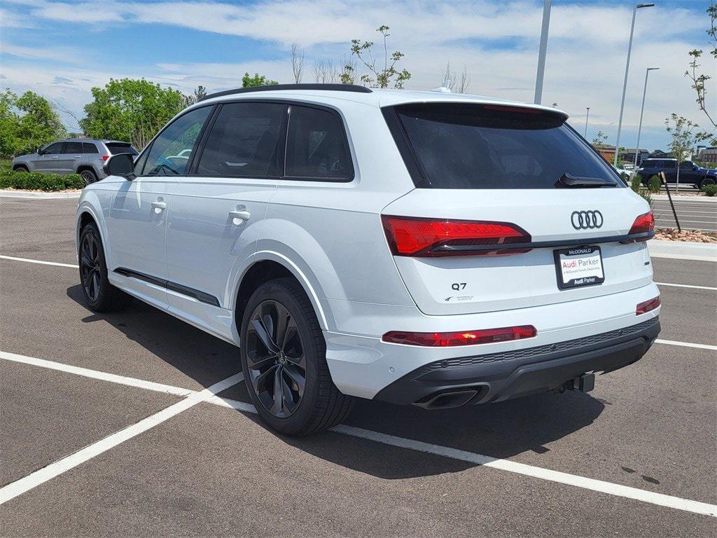 new 2025 Audi Q7 car, priced at $77,840