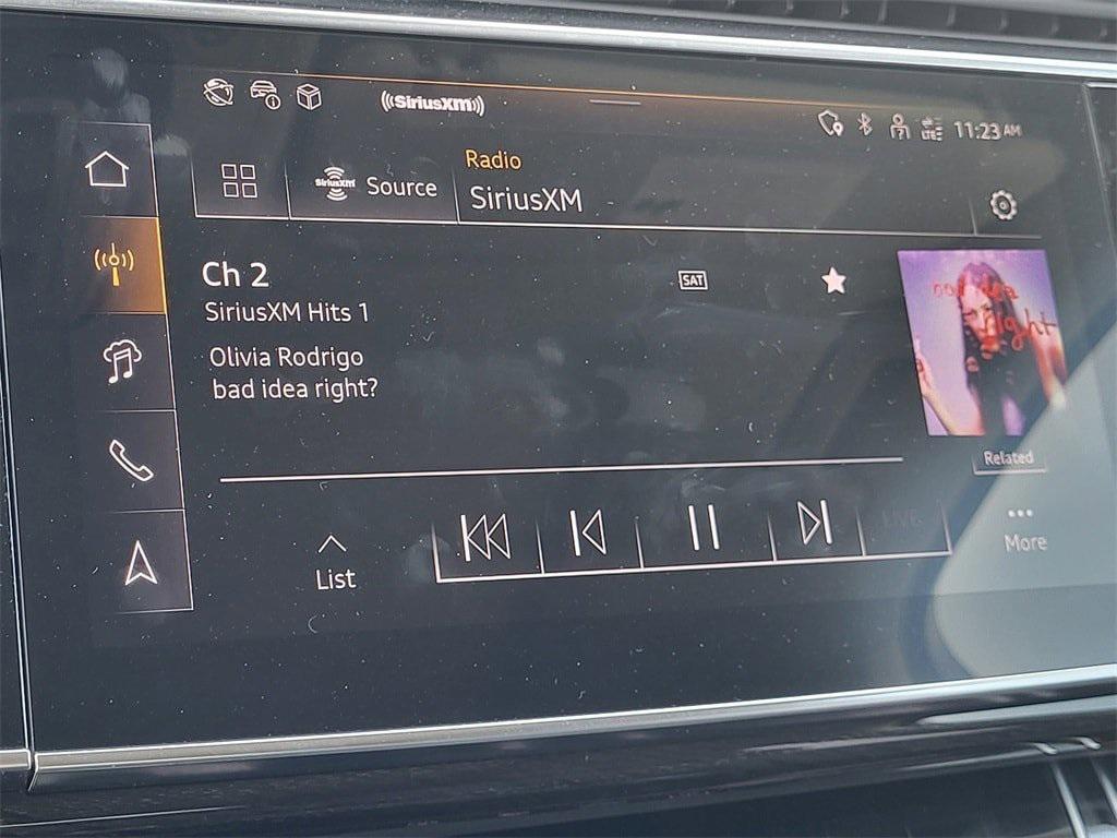 new 2025 Audi Q7 car, priced at $77,840