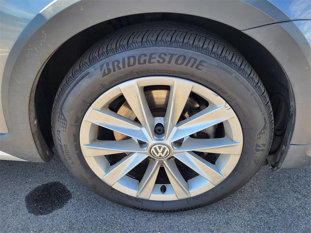 used 2018 Volkswagen Golf Alltrack car, priced at $19,701