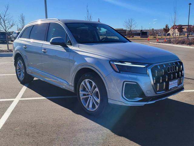 new 2025 Audi Q7 car, priced at $70,040