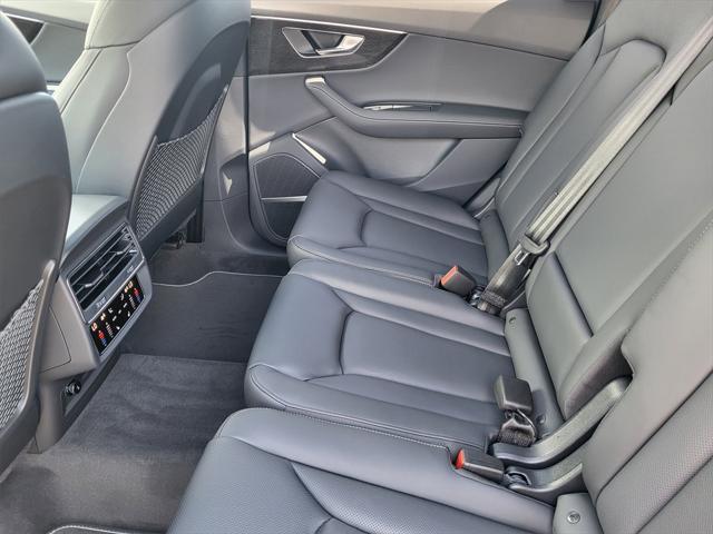 new 2025 Audi Q7 car, priced at $81,705