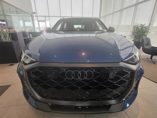 new 2025 Audi RS Q8 car, priced at $155,090