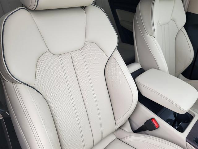 new 2025 Audi Q5 car, priced at $67,900